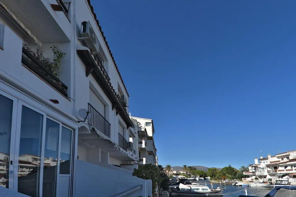D-Lux Studio Apartamento Ampuriabrava